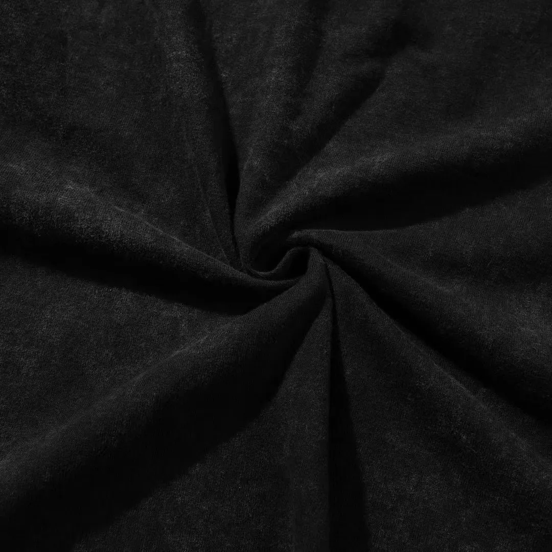 W902#P160💰 Stone Island 22ss Stone Island classic logo armband, heavy washed long sleeves, versatile couple style bottoming round neck sweatshirt! Simple armband design, customized 1*1 thread (fine texture), 300g double yarn fabric, very good quality, foreign trade craftsmanship, respect the original version! The cuff threads are all original bartacks! The time-consuming and material consumption distinguishes the ordinary version on the market! Tops worn by celebrities from all walks of life on INS, can be matched with couple styles! Color: washed black with purple label, green label Size: M-XXL